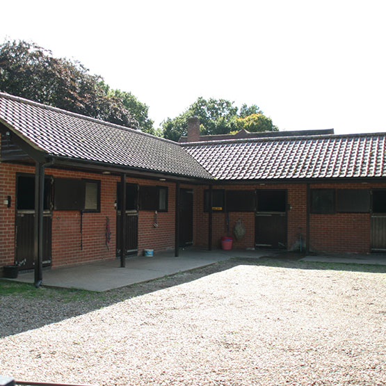 Oaklyn Stables Horse Stables for Rent in Colchester